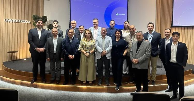 Cooperativismo brasileiro recebe missão colombiana para intercâmbio sobre crédito