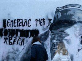La Serbia onora Mladic. Krastev: “Inaccettabile. Il Paese si allontana dall’Europa”