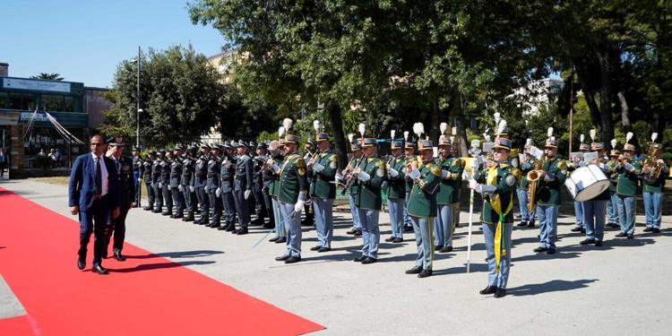 A Foggia 252° anniversario della Guardia di Finanza. Mattarella: "Grazie per i sacrifici, la dedizione e la difesa dei cittadini onesti"