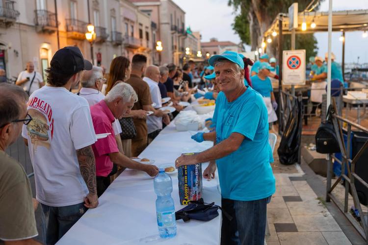 Grande partecipazione alla Sagra del Pesce di Vaccarella: un successo che valorizza tradizione, mare e identità del borgo