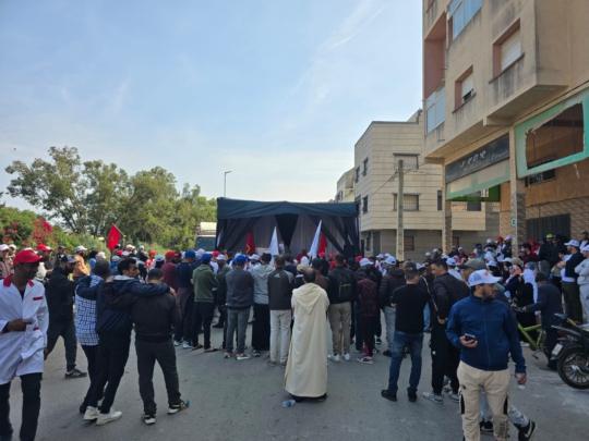 التعبير عن مطالب إجتماعية وإقتصادية متجددة.. هكذا خلد العمال فاتح ماي بحد السوالم + صور