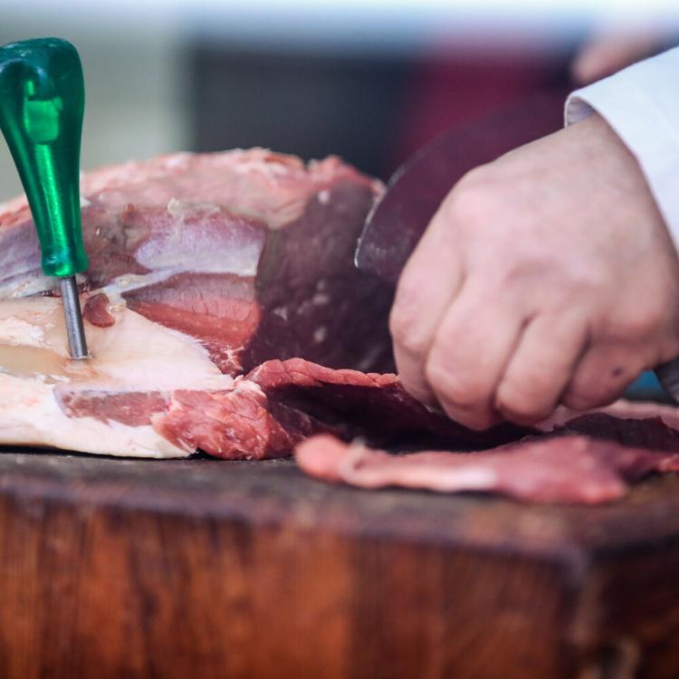 La carne rossa peggiora le infiammazioni intestinali