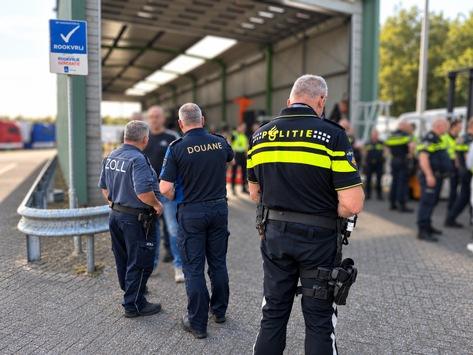 POL-EL: Grenzüberschreitende Kontrollaktion - PI Emsland/Grafschaft Bentheim / PD Osnabrück · GPT · Bundespolizei · Hauptzollamt Osnabrück · Politie · Douane · Koninklijke Marechaussee