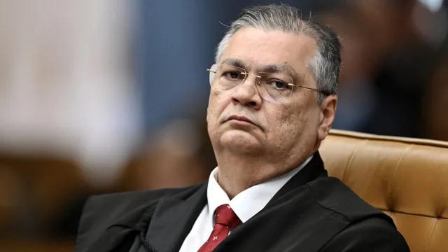 Dino reintegra Andrei Rodrigues na direção da PF após ordem de Mendonça
