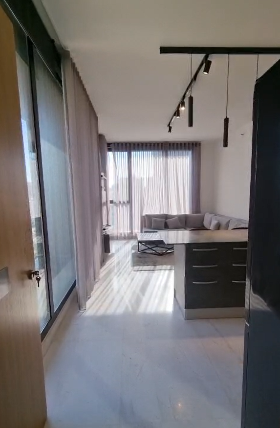 For Sale: Apartment in Achrafieh