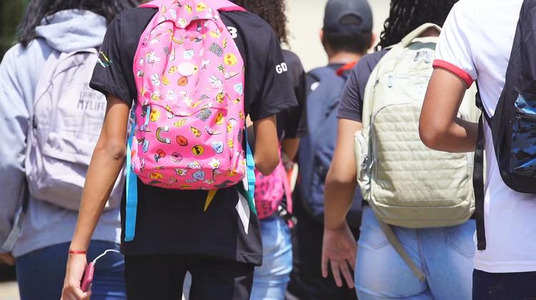 Mais de 93 mil alunos voltam às aulas na rede estadual do Amapá nesta segunda-feira (3)