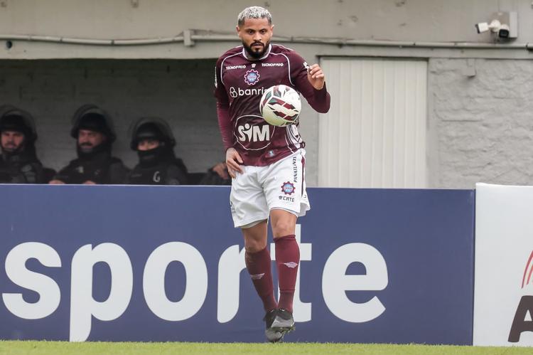 Caxias espera três retornos para enfrentar o Figueirense