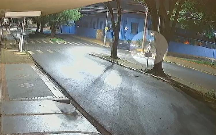 Mulher é presa por suspeita de atropelar companheiro de propósito em Cravinhos, SP