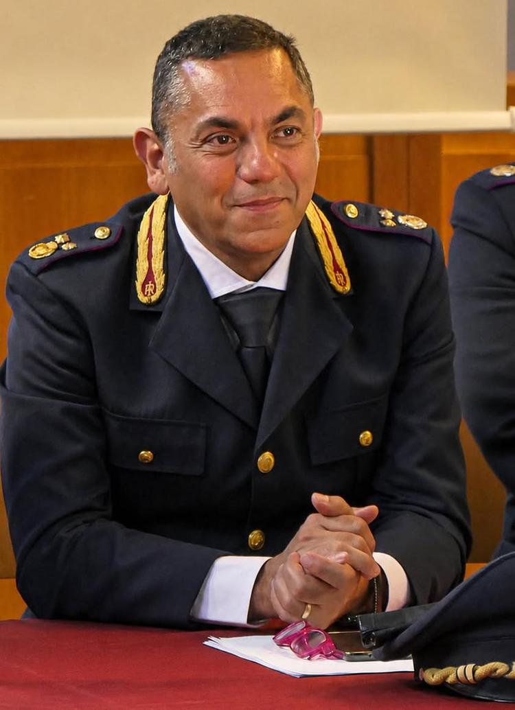 Congratulazioni al Dott. Maurizio Lento per la promozione a Primo Dirigente della Polizia di Stato. L’Amministrazione co...