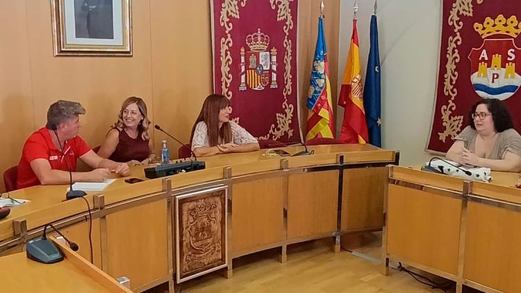 Aspe busca trabajadores para la campaña de Navidad: estos son los perfiles con mayor demanda