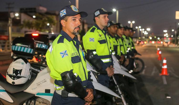 Obras na Rua Leonardo Mota alteram trânsito na Aldeota, em Fortaleza; veja desvio
