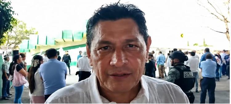 ¿Bajo el influjo de sustancias? Cuestionan salud del alcalde de Cuautla Jesús Corona