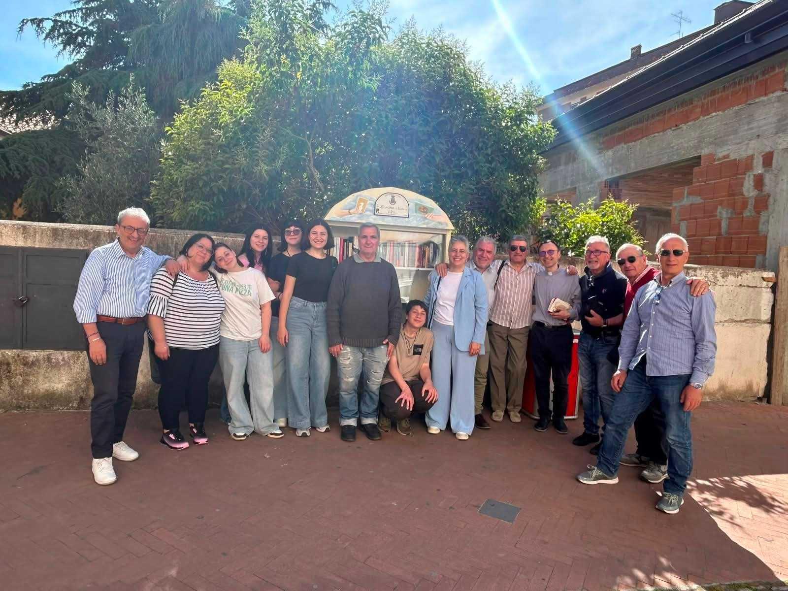 Sala Consilina scommette sulla cultura: inaugurata la bacheca per il booksharing