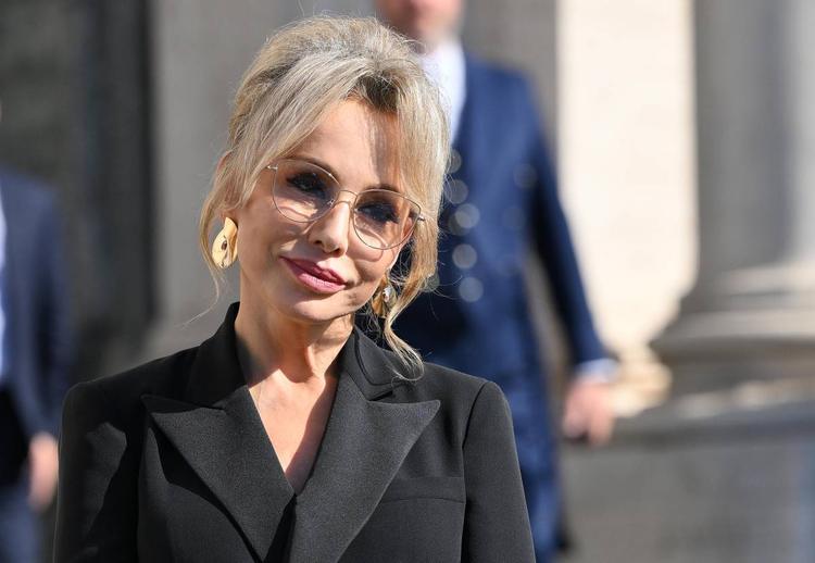 Marina accusa il Fatto: "Cavernicoli"