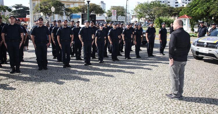 Guarda Municipal de Itajaí realiza prova do concurso neste domingo; confira os locais