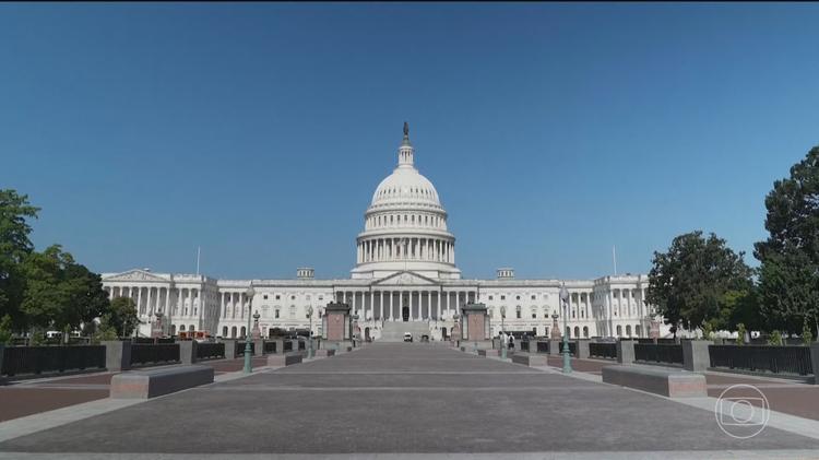 Democratas querem aproveitar desgaste de Trump para conseguir maioria na Câmara e no Senado