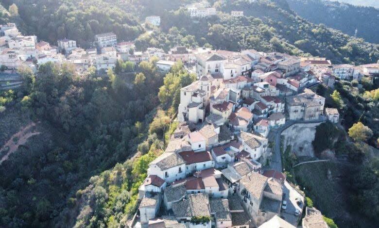 FESTA MADONNA DEL CARMELO, CALOVETO SI PREPARA AI RITI RELIGIOSI E CIVILI. TUTTO PRONTO PER GARANTIRE SICUREZZA E DECORO...