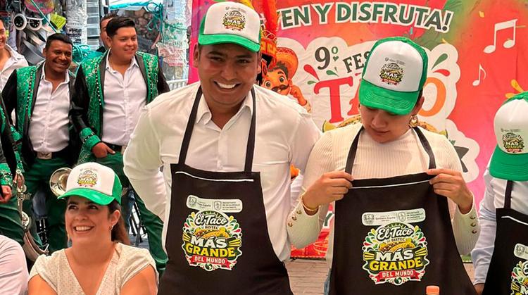 Emiliano Zapata rompe récord con la elaboración del taco más grande del mundo