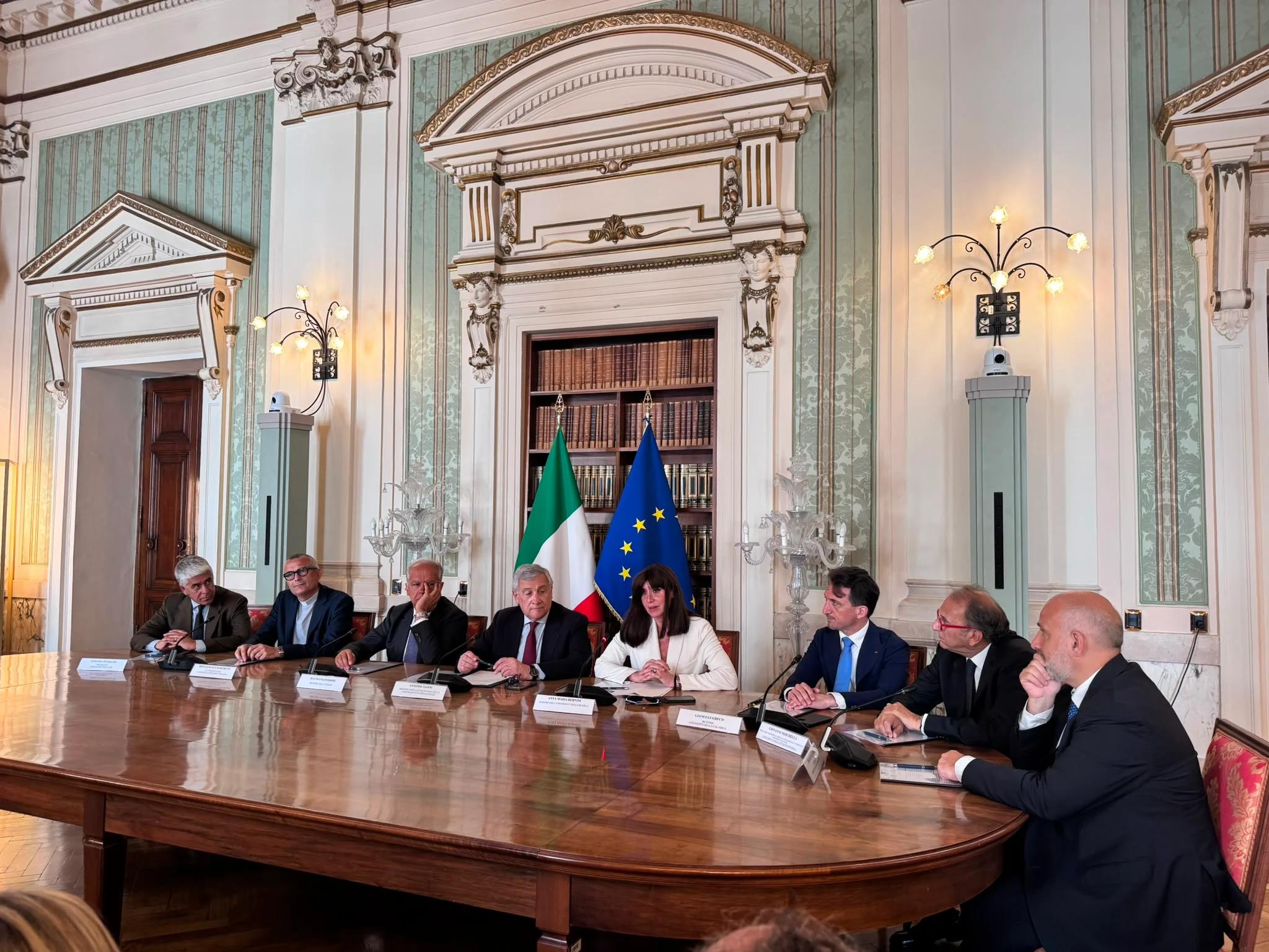 Corridoi universitari per il Mezzogiorno: anche UNISA sigla accordo al Viminale il protocollo per l’accoglienza degli studenti stranieri