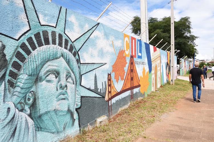 Inscrições para cursos de idiomas no CIL são prorrogadas no DF; veja datas e saiba como se inscrever