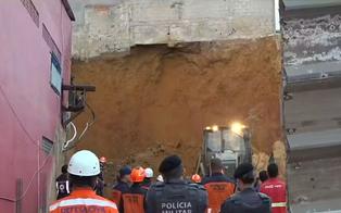 Quatro homens, três da mesma família, morrem soterrados em queda de muro de obra em Vitória (ES)