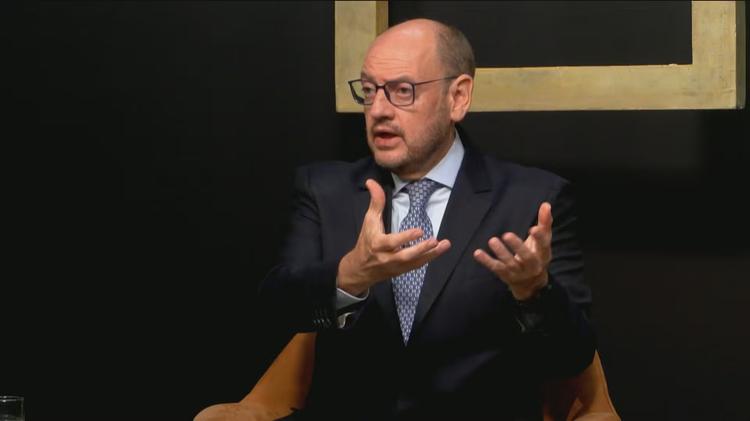 Ricardo Couto anuncia meta para zerar déficit e critica influência de deputados sobre secretarias