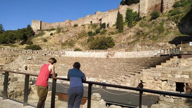 La Junta acerca los teatros romanos andaluces a través de un libro
