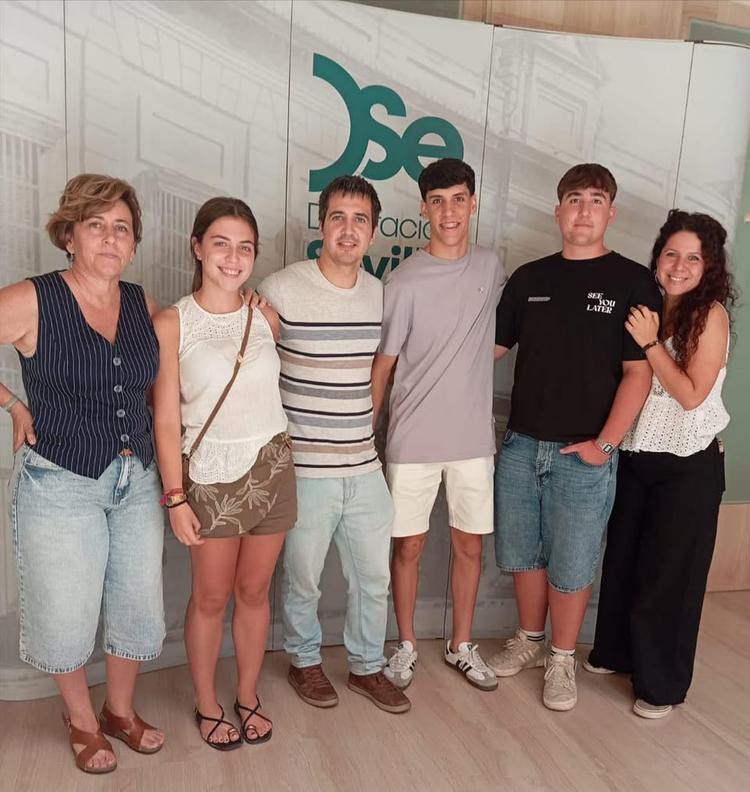 UN PROYECTO DEL IES RAMÓN Y CAJAL, FINALISTA PROVINCIAL DEL CONCURSO “ConSentido” La clausura del programa de alfabetiza...