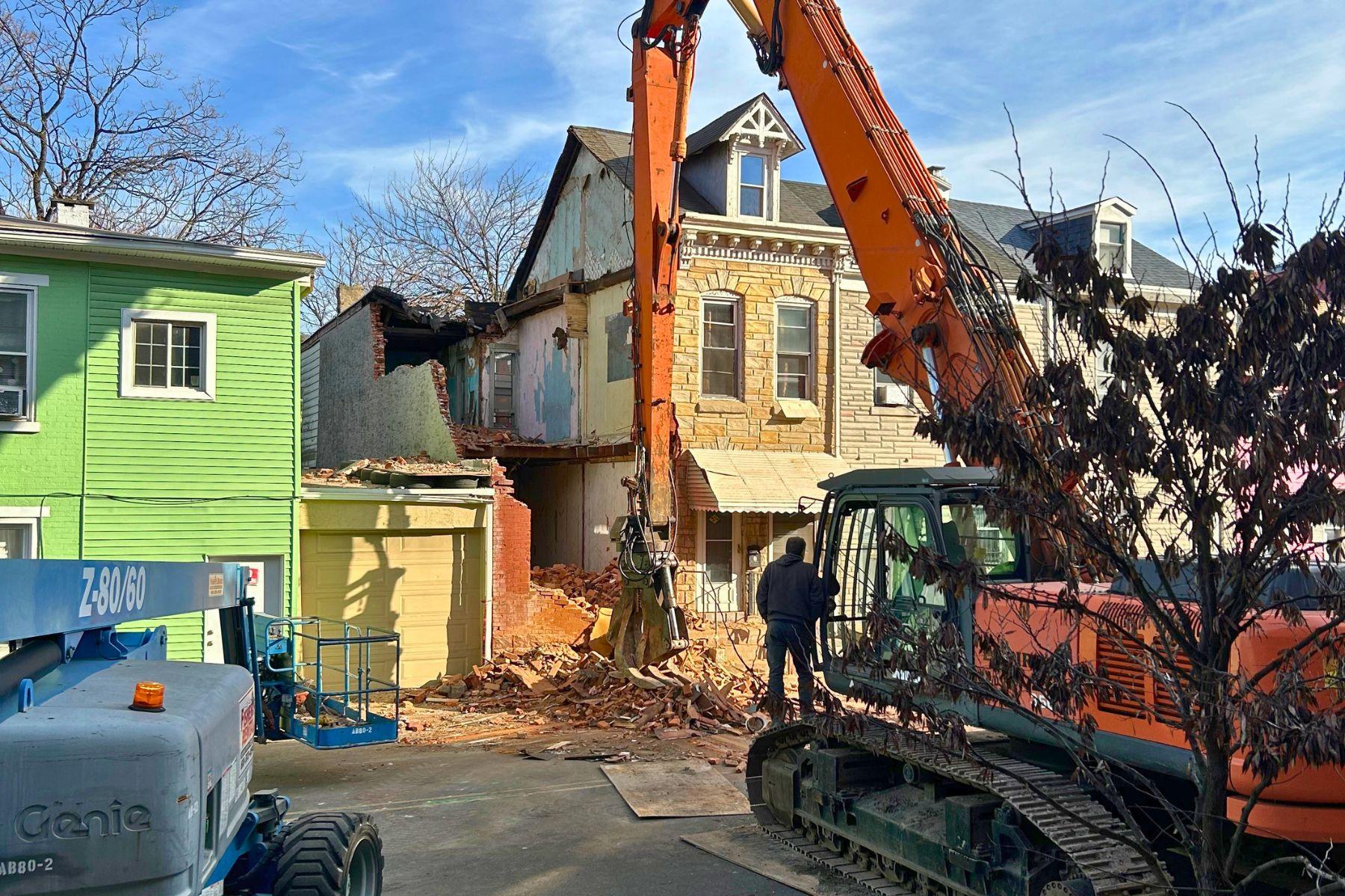 Who owns Reading’s blighted homes? The answer is often unclear.