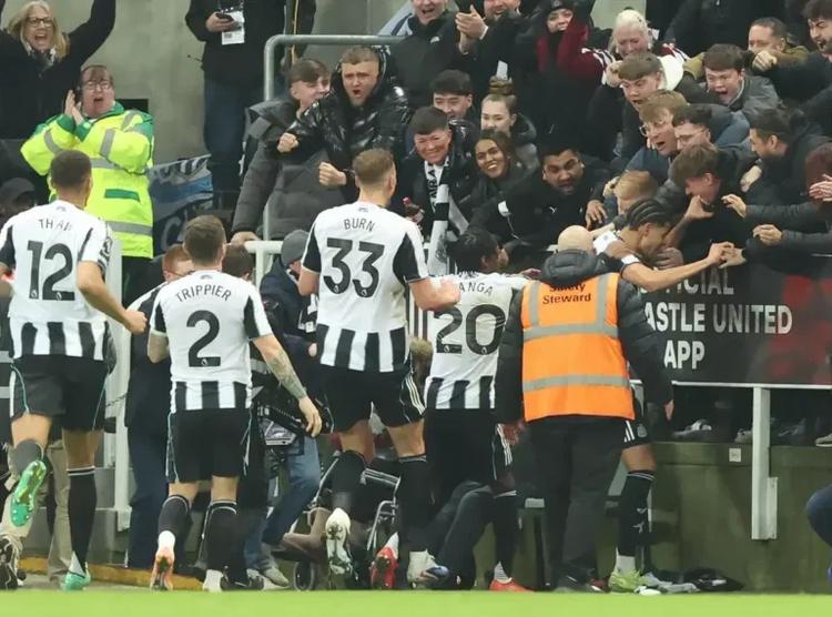 This group of Newcastle United fans going under the radar