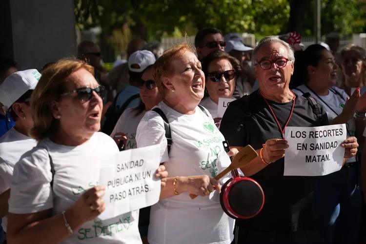 PSOE se hace eco del «hartazgo por los problemas sanitarios» de alcaldes y vecinos de la Sierra Sur