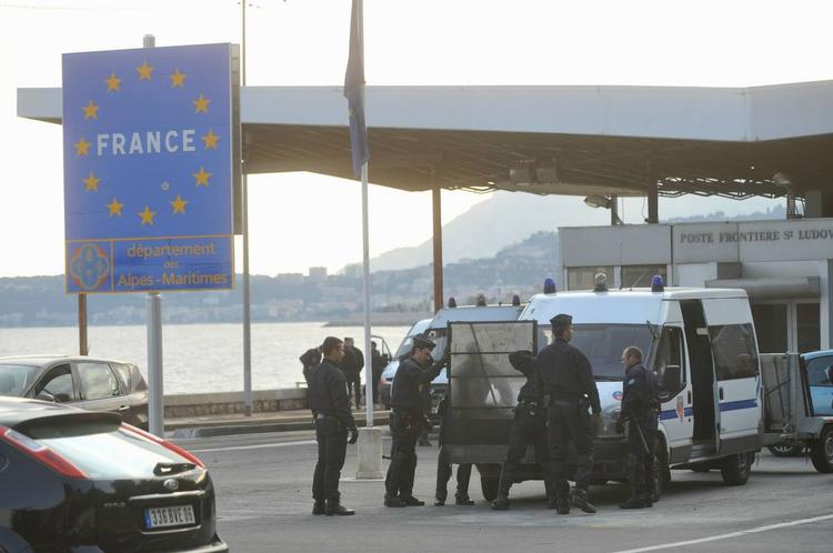 Deruba e stupra una donna ad Hannover, straniero rintracciato dopo tre anni a Ventimiglia: arrestato