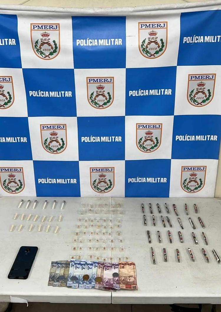 Homem é preso com drogas em Volta Redonda