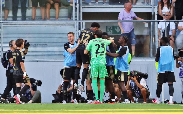 Bremer-gol, poi la solita Juve spreca tanto e soffre di più. Ma Spalletti vince a Frosinone. Lecce corsaro a Venezia