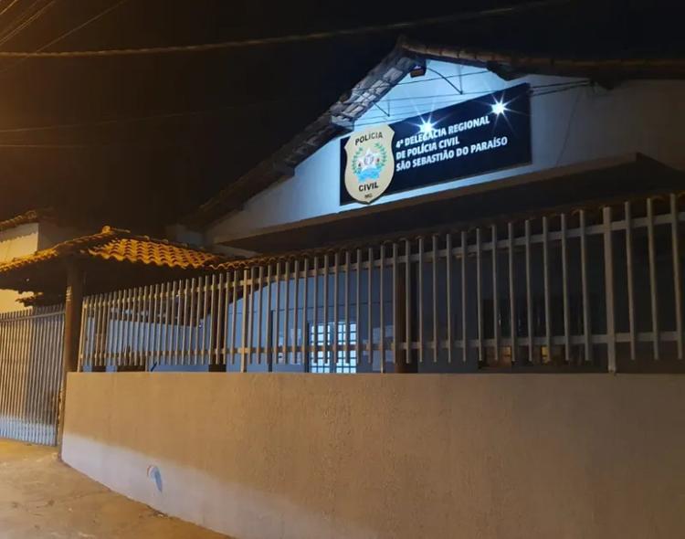 Homem é preso por estupro de vulnerável após abusar de mulher desacordada em praça de São Sebastião do Paraíso, MG