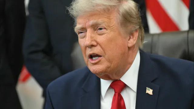 Trump afirma que vai atacar o Irã "com muita força esta noite e amanhã"