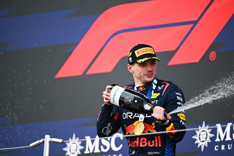 Verstappen desdenha de companheiro em 2025: "Deve acabar atrás de mim"