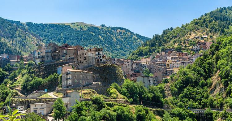 Dall’AI tripla spinta alle aree interne