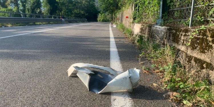 Auto travolge cinque pedoni nel Varesotto: morta una 17enne e quattro feriti gravi