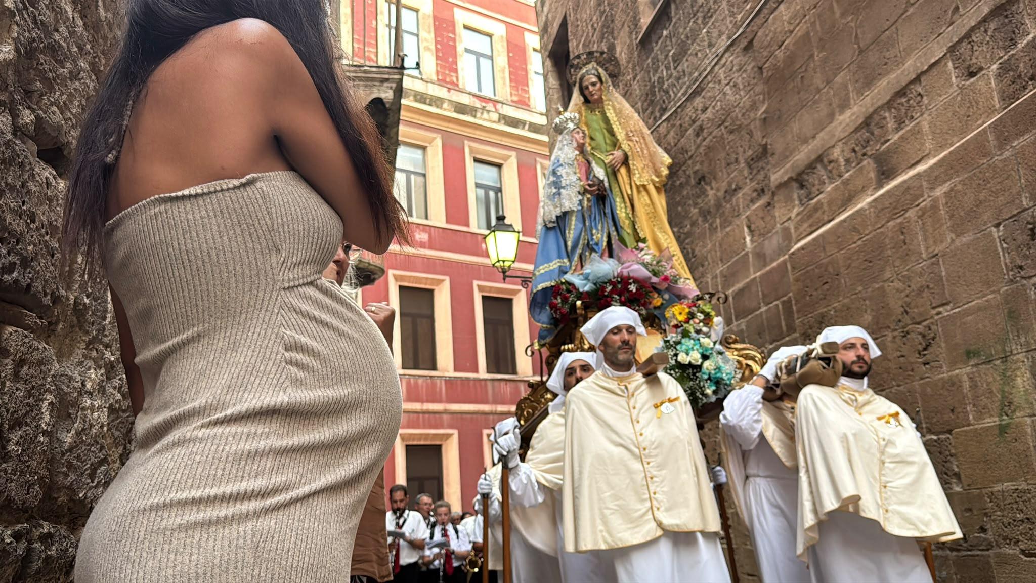 Tra fede e tradizione, la Città Vecchia celebra Sant’Anna