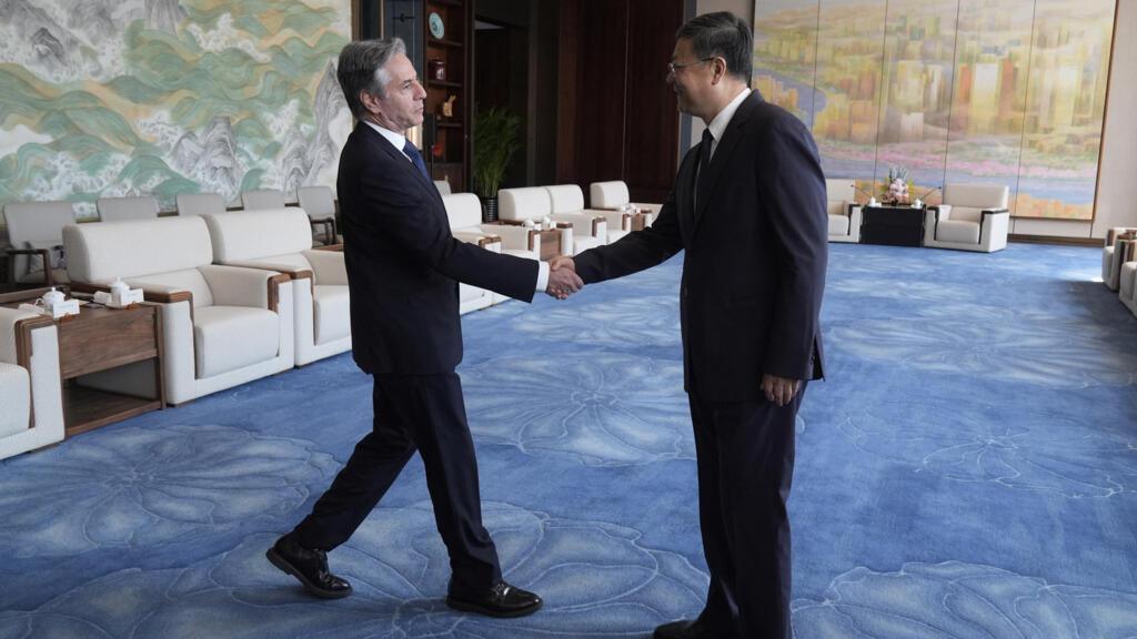 États-Unis-Chine : Blinken appelle à une gestion "responsable" des relations entre les deux pays