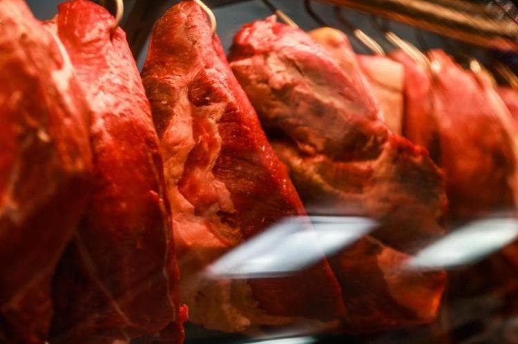 Brasil vai enviar informações para UE para resolver veto à carne, diz Ministério