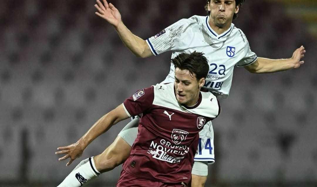 Rimpianto Salernitana: Crespi risponde a De Boer in pieno recupero