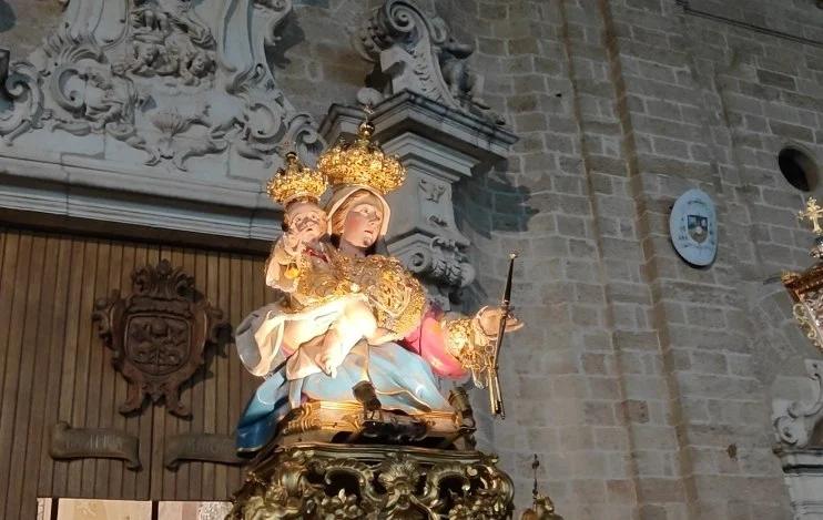 Francavilla Fontana, la città stringe in un abbraccio la sua Patrona