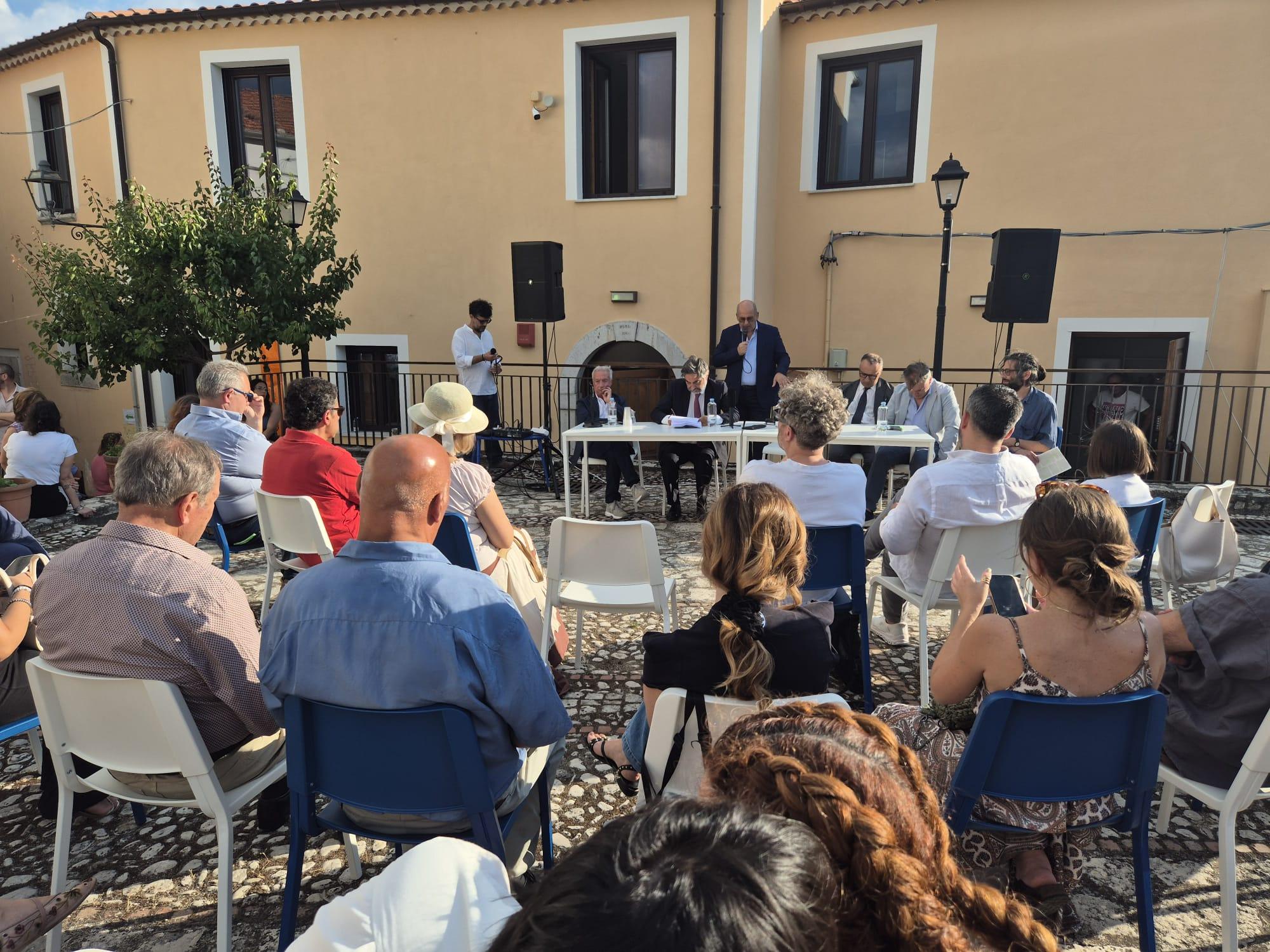 Opera Paese ad Atena Lucana: la mostra diffusa che rigenera il territorio