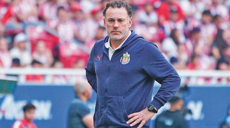 Gabriel Milito asume la responsabilidad en Chivas: "No estoy aquí para poner excusas"