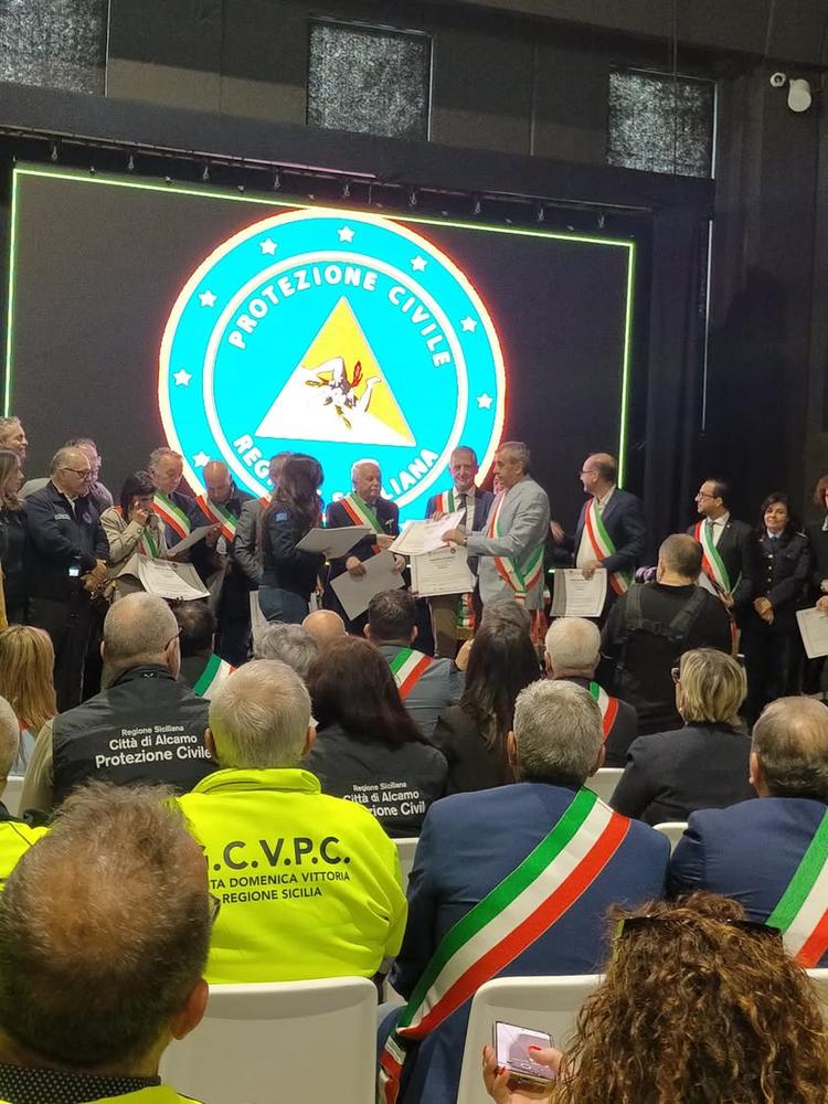 📌Il nostro Comune protagonista alla “Maratona dei Sindaci” della Protezione Civile a Catania!   😁Siamo orgogliosi di a...