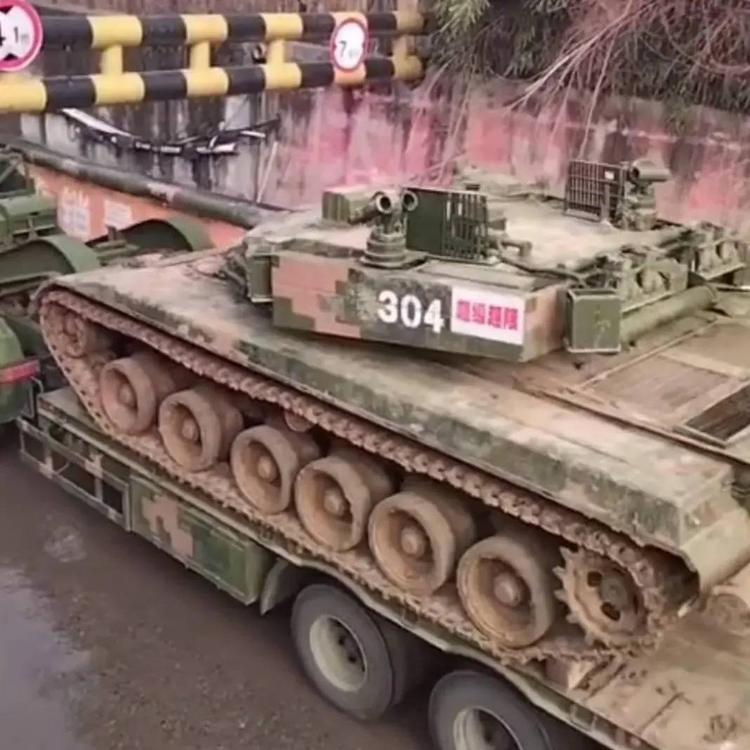 Scudo attivo sui tank Type 96A: così la Cina scherma i carri contro droni e missili