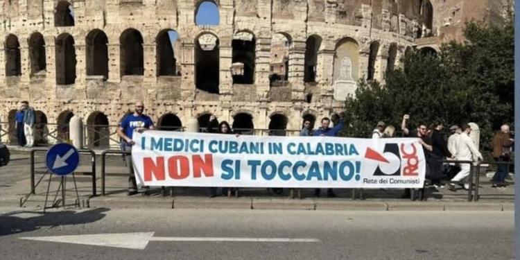 Cuba e le “trattenute” ai camici bianchi. Ai medici in Calabria resta circa il 25%