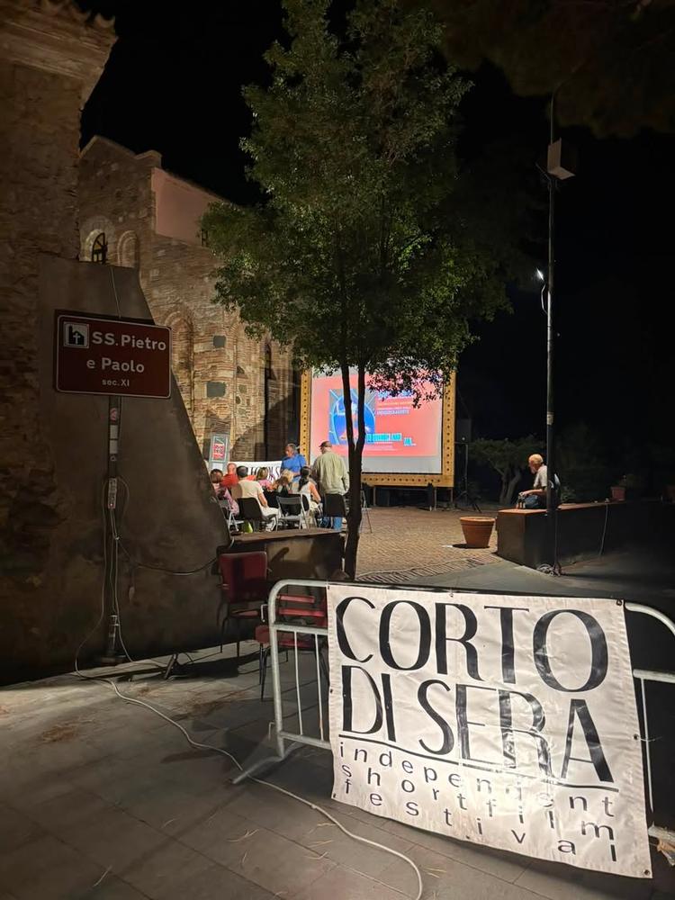 CORTO DI SERA 15 ESIMA EDIZIONE  In questi giorni, dal 10 al 13 Agosto, si è svolta la 15esima edizione di corto di sera...